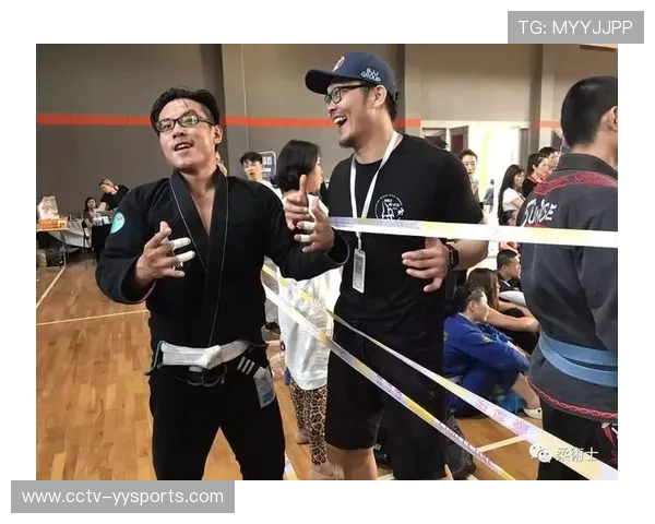 站立选手如何应对强力摔跤手，地面防守成冠军级门槛