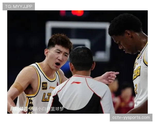 赵岩昊、孙铭徽合砍58分,广厦客场战胜广州,将系列赛拖入决胜局 赵岩昊、孙铭徽合砍58分,广厦客场战胜广州,将系列赛拖入决胜局